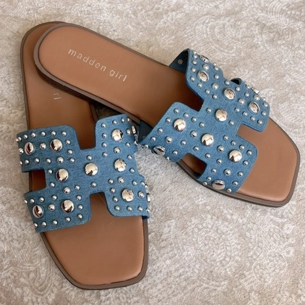 Brand New Madden Girl Denim Blue Silver Tone Metal Studded H-Band Slides Sandals